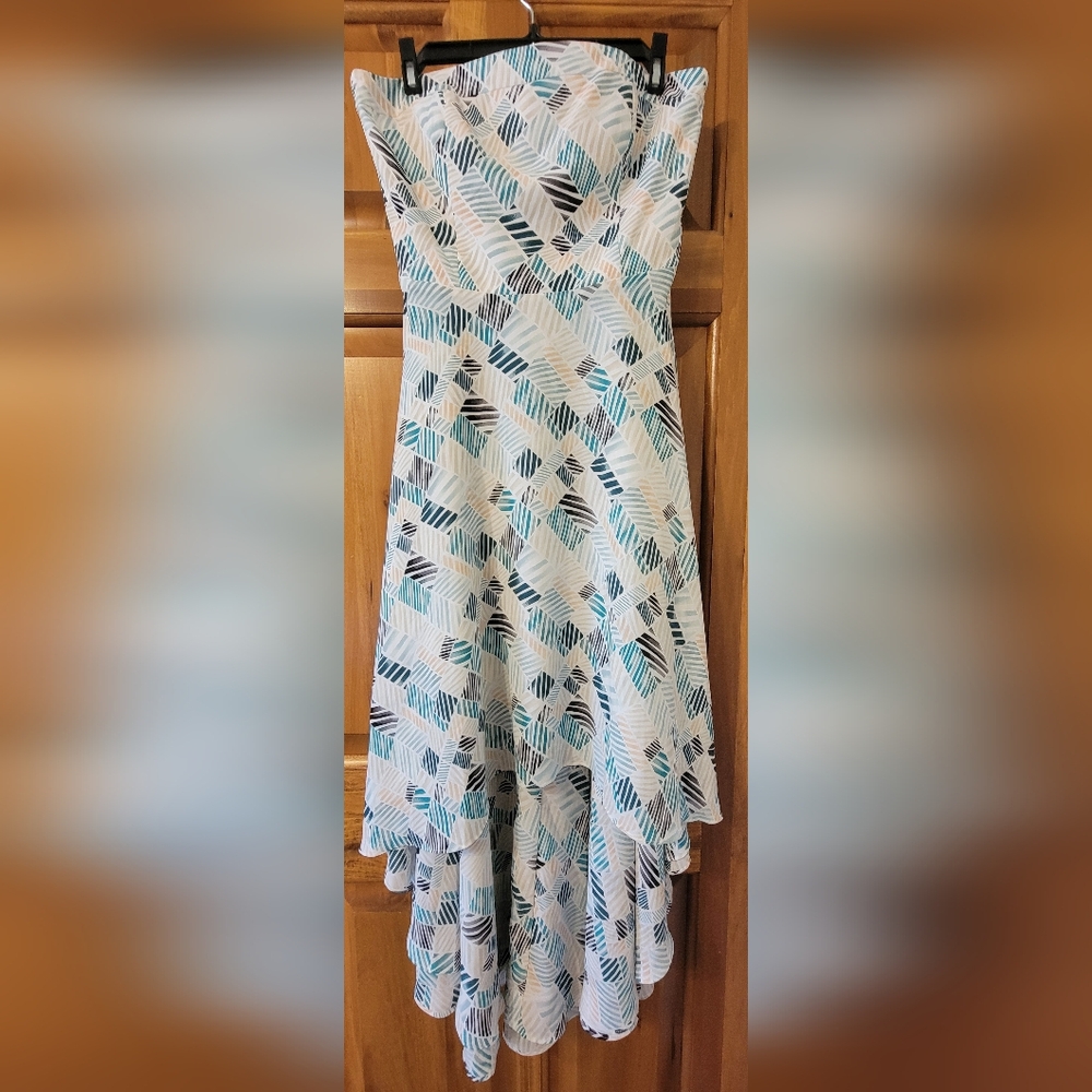 White House Black Market Strapless High Low Fit & Flair Dress Size 4